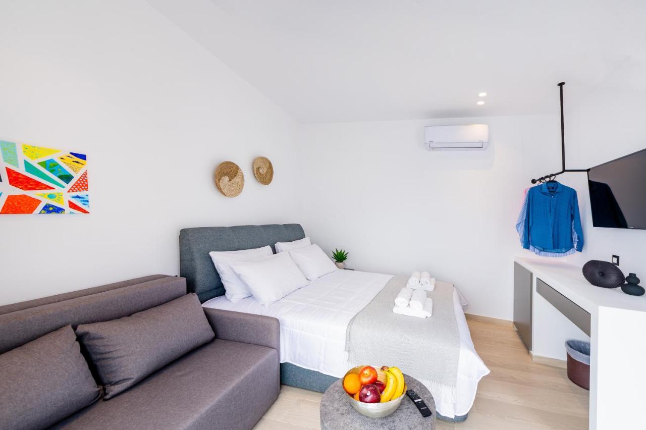 Sunwaves Beach Studio I Ialysos  Luaran gambar